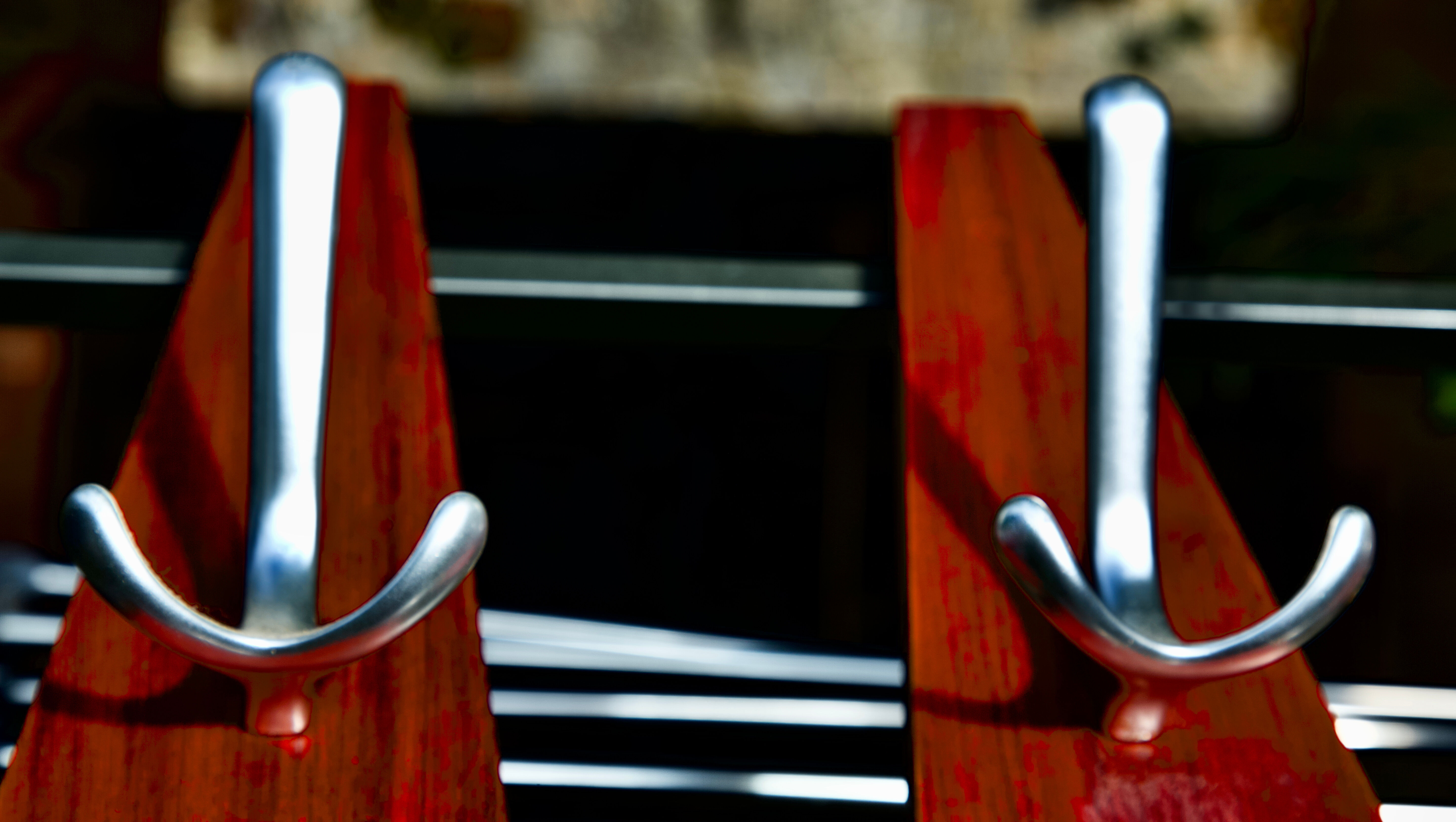 Coat rack with 5 hangers
