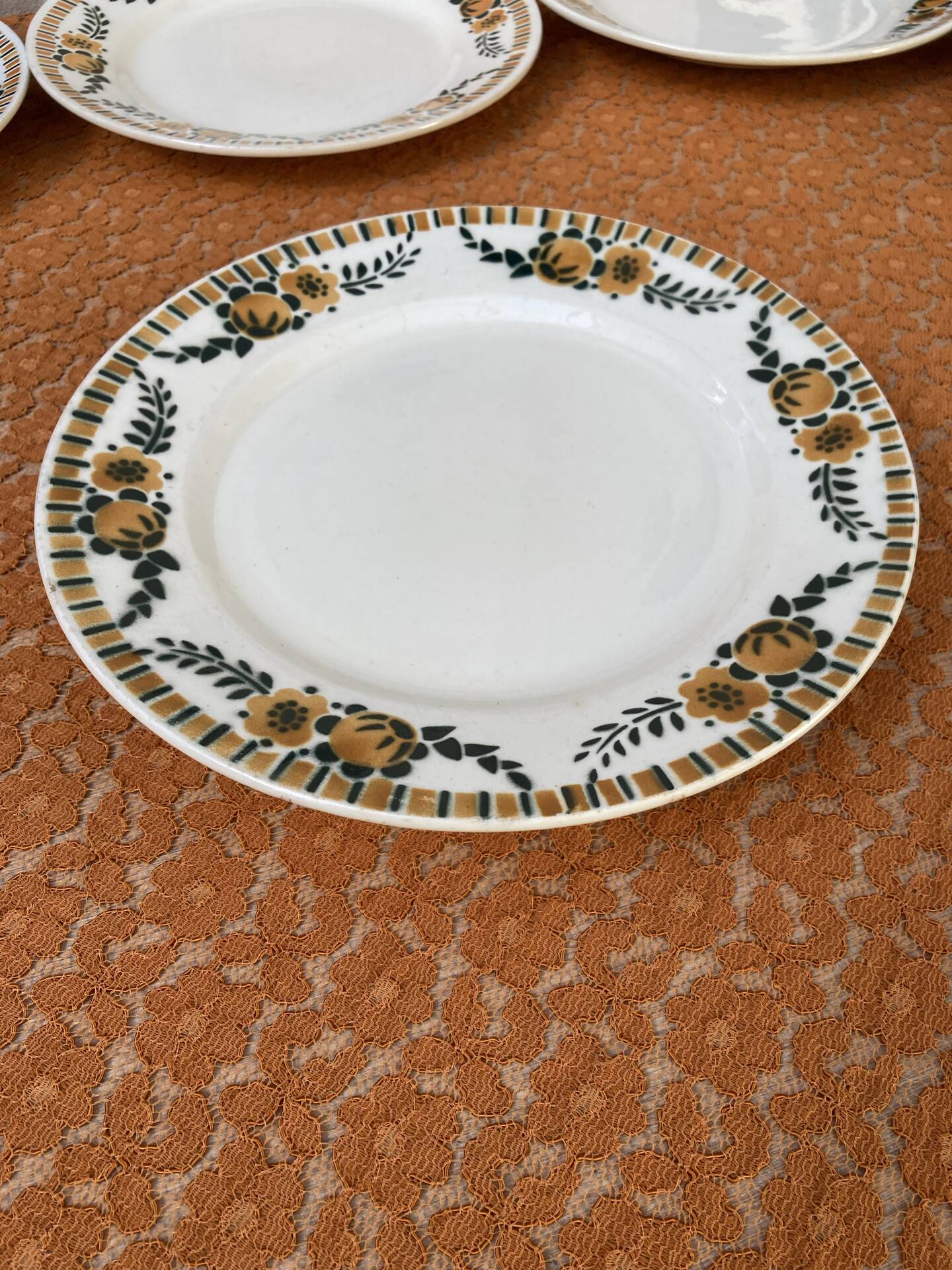 Cake stand and plates chic country Ceranord model Corbei