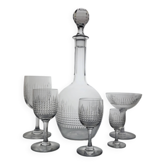 Service de verres 31 pièces en cristal de Baccarat modèle Nancy