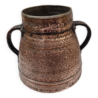 Engraved copper jar, Iran 19th century, Persia