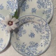 Lot de 4 assiettes plates modèle Fleurette de Gien