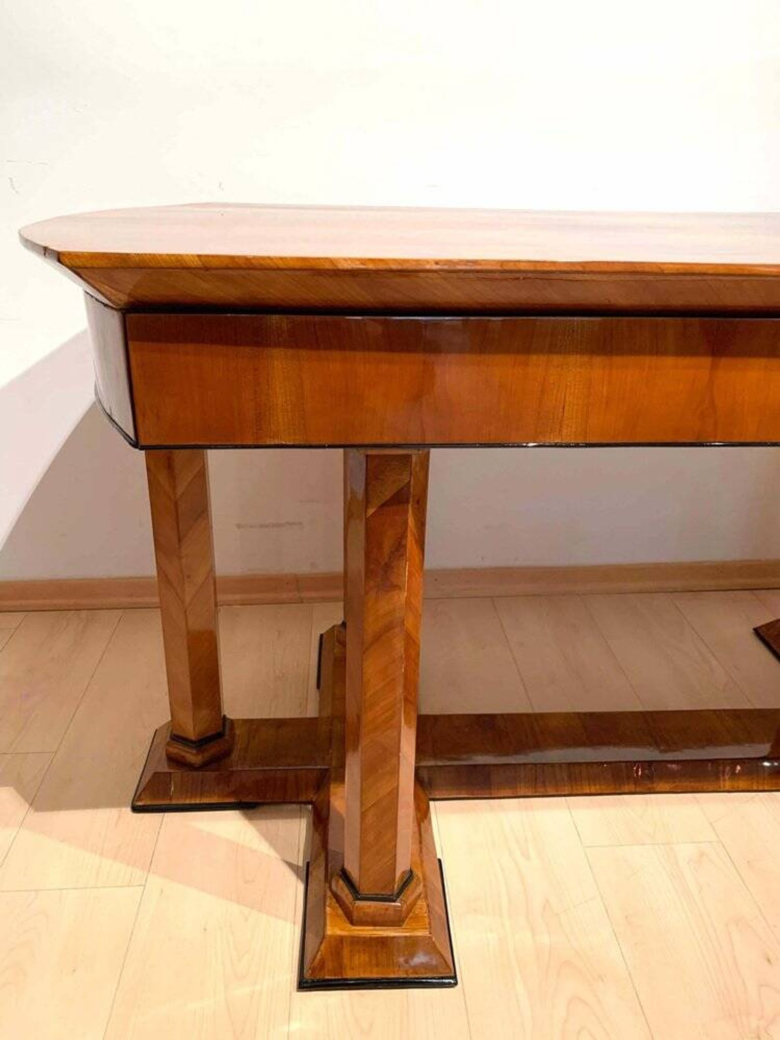 Biedermeier Desk in Cherry Veneer, Austria, 1830s