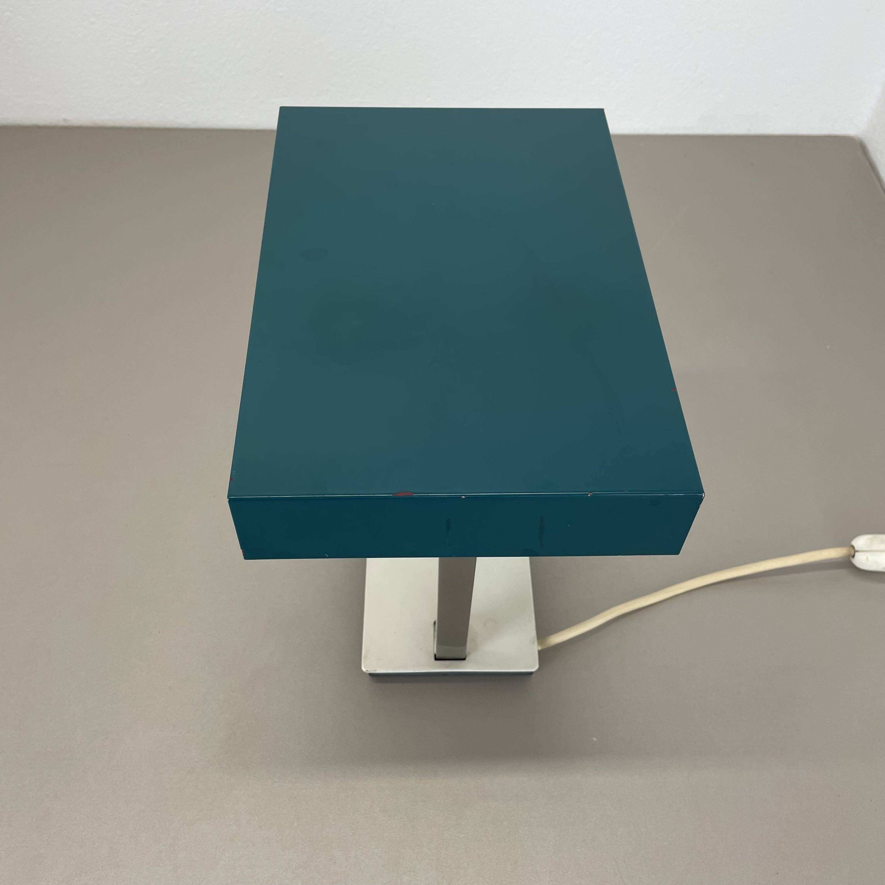 Modernist green Cubic Sputnik Table Light Kaiser Leuchten Lights, 1970s Ger