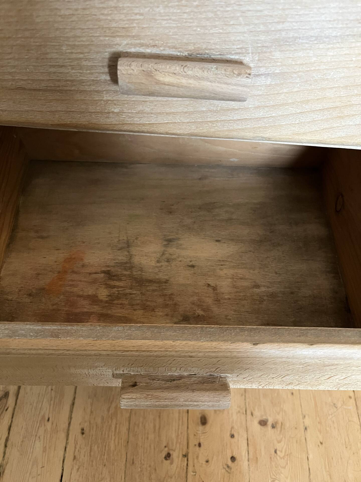 Vintage pine chest of drawers – 5 drawers