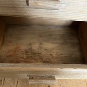 Chiffonnier vintage en pin brut – 5 tiroirs