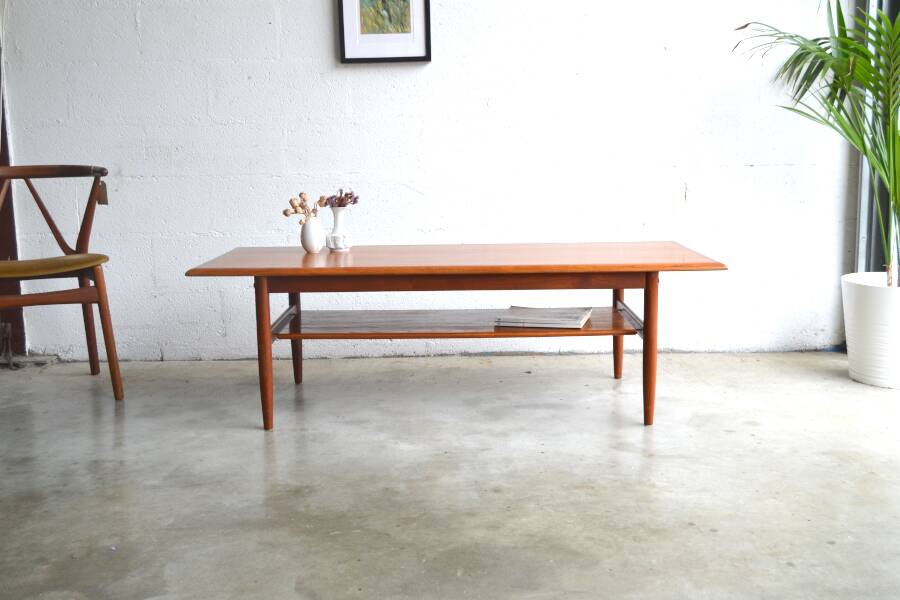 Large Danish coffee table * 149 cm