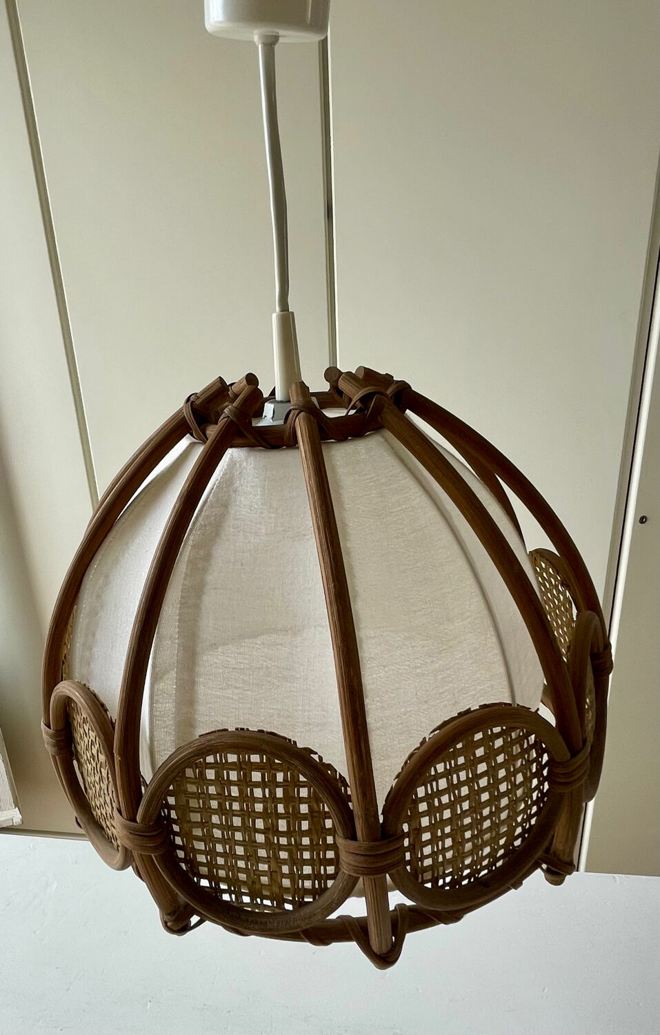 Bamboo and rattan suspension from the 60s/70s.