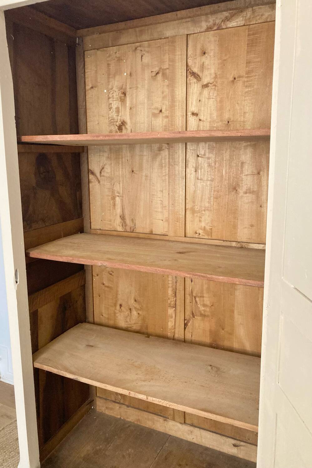 Parisian Bonnetiere wardrobe