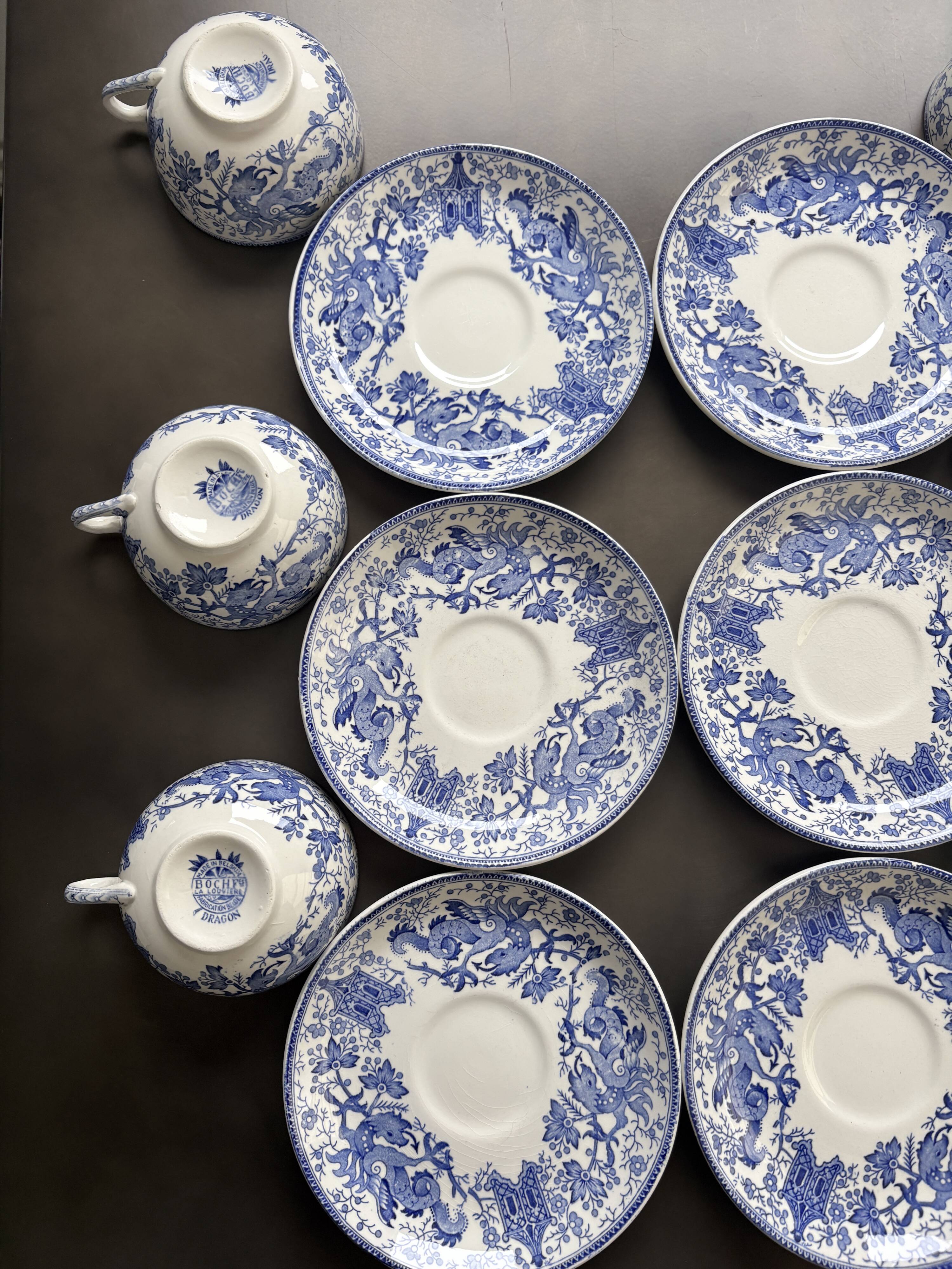 Service de 6 Grandes Tasses Dragon Boch