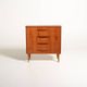 Commode en teck avec ferrules en laiton