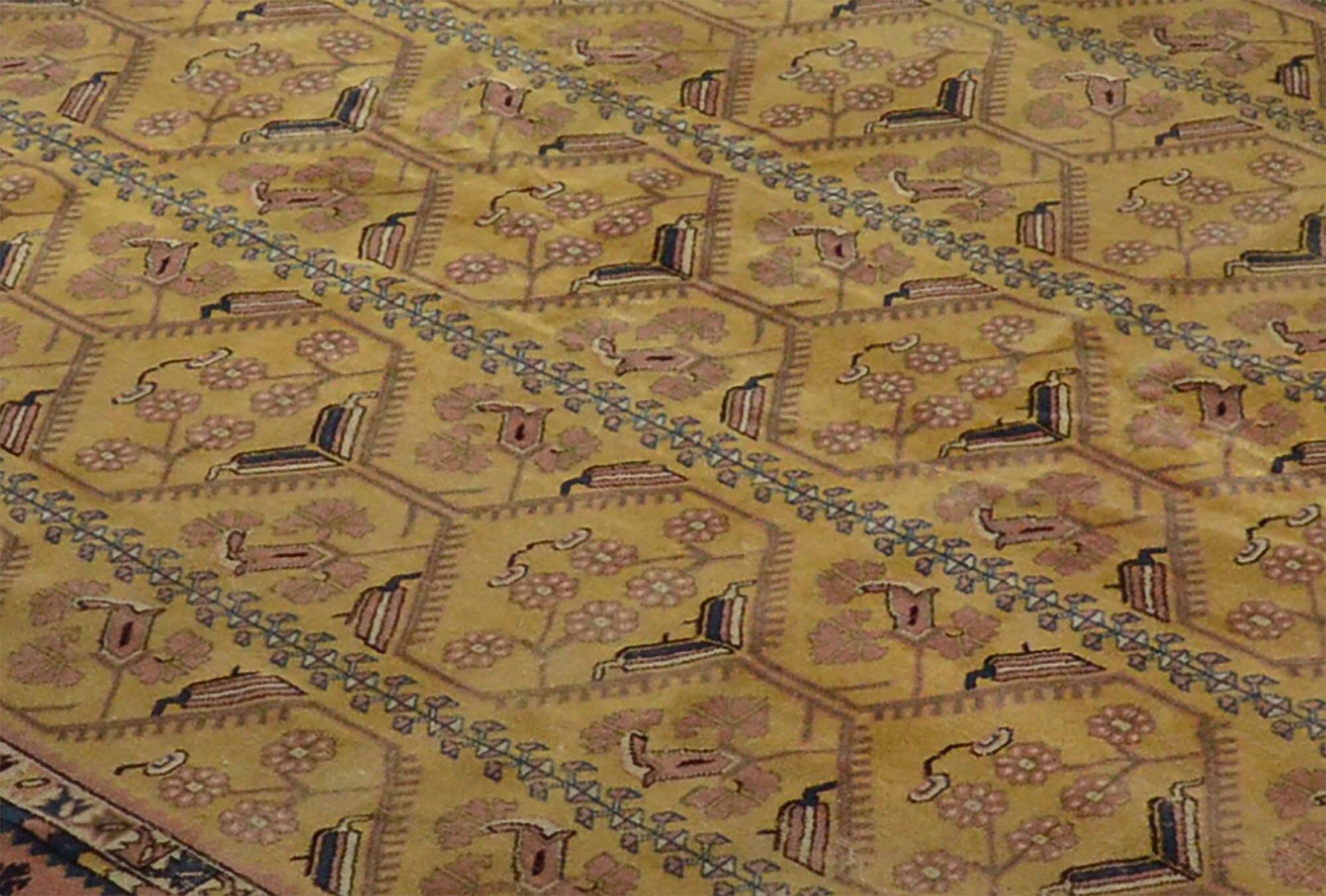 Large Vintage Oushak Rug Beige Brown 330 x 249 cm