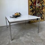Table basse carrée n 807 par Alain Richard