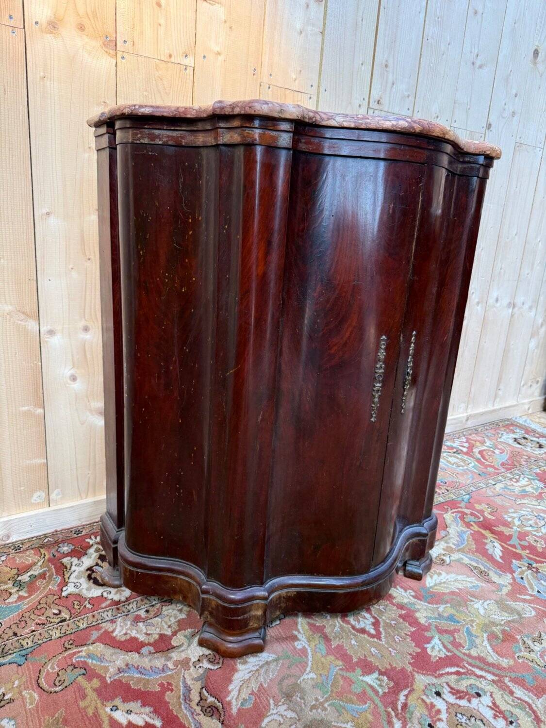 Curved corner buffet Napoleon III – Flamed mahogany and original marble