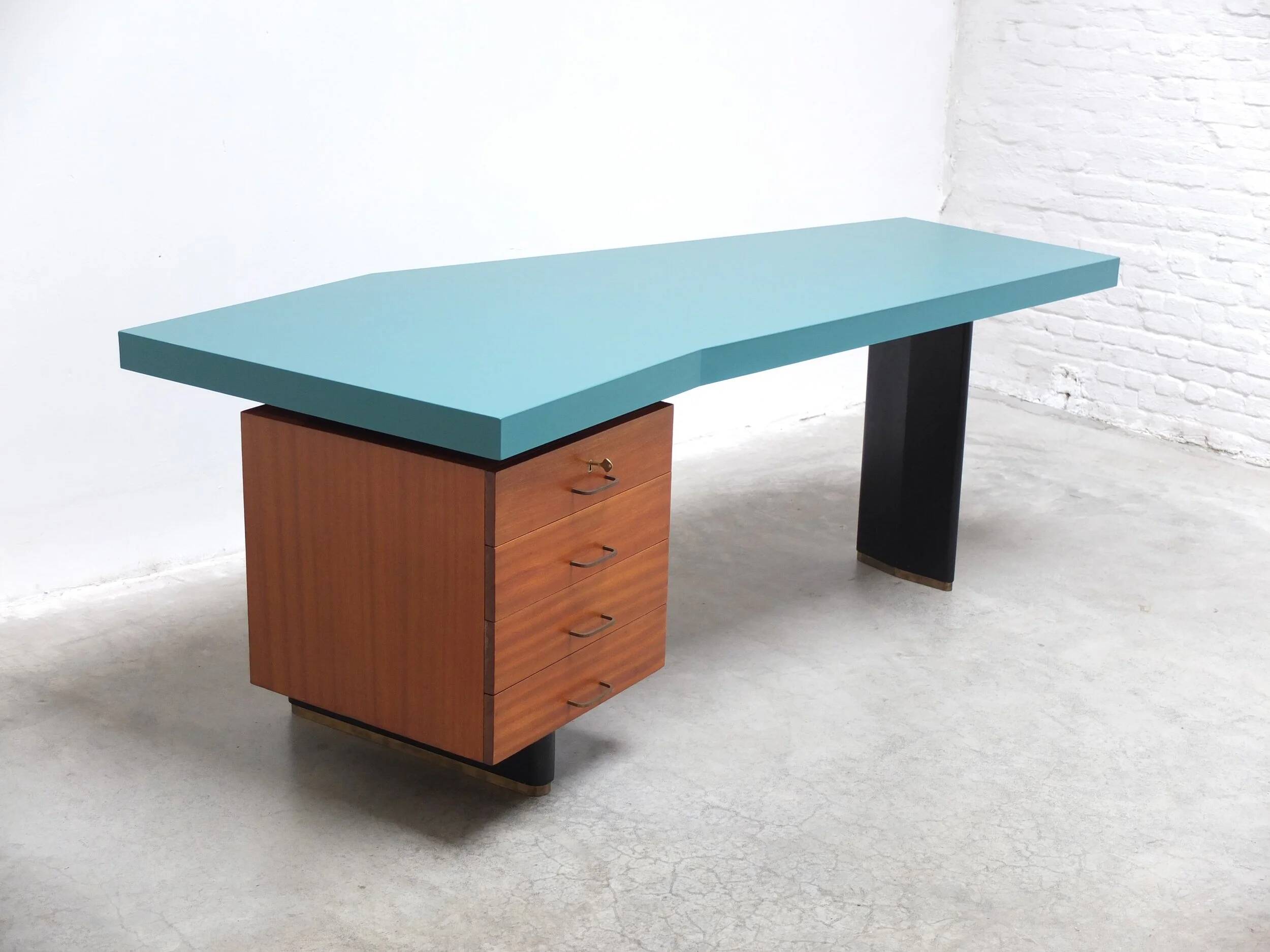 'Boomerang' ultra-rare desk by Jos De Mey for Van Den Berghe-Pauvers, 1960s.