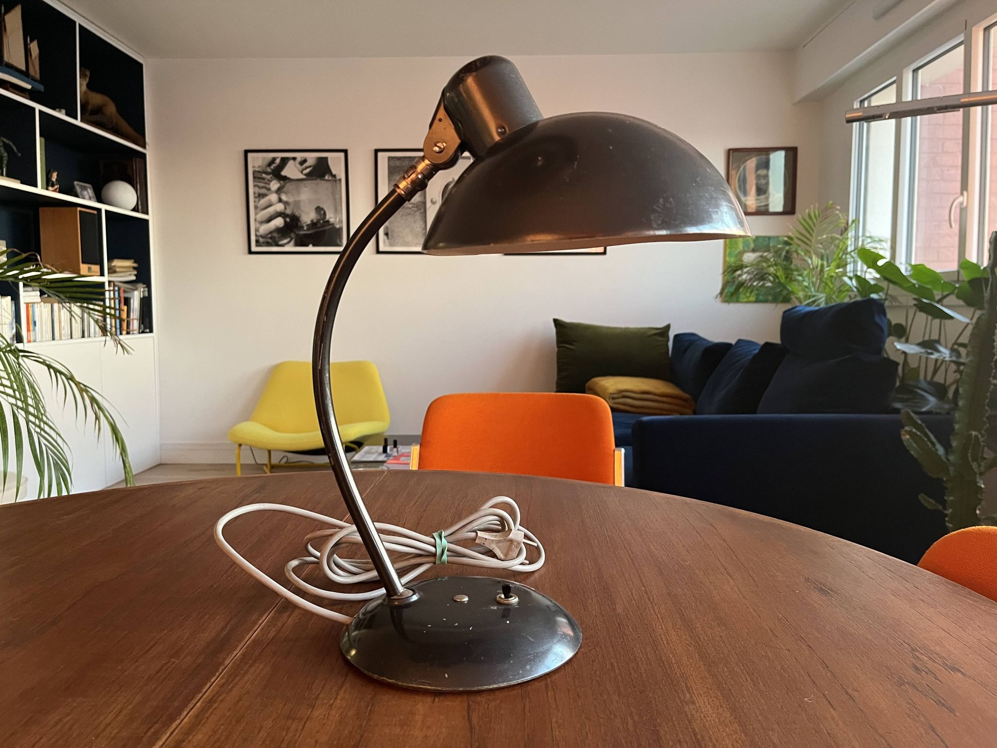 Articulated metal lamp from the 60s-70s.