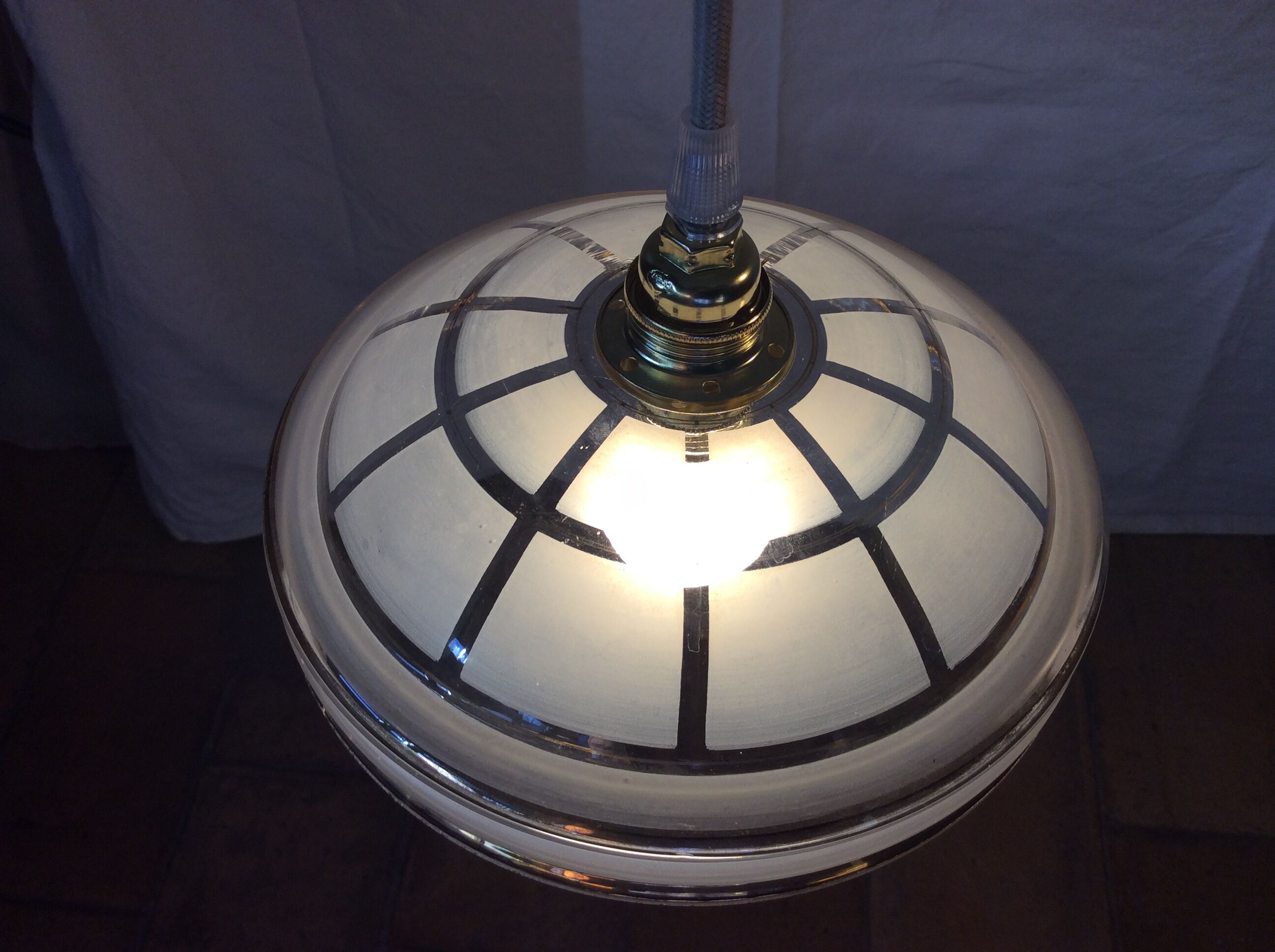 Vintage opaline suspension duo