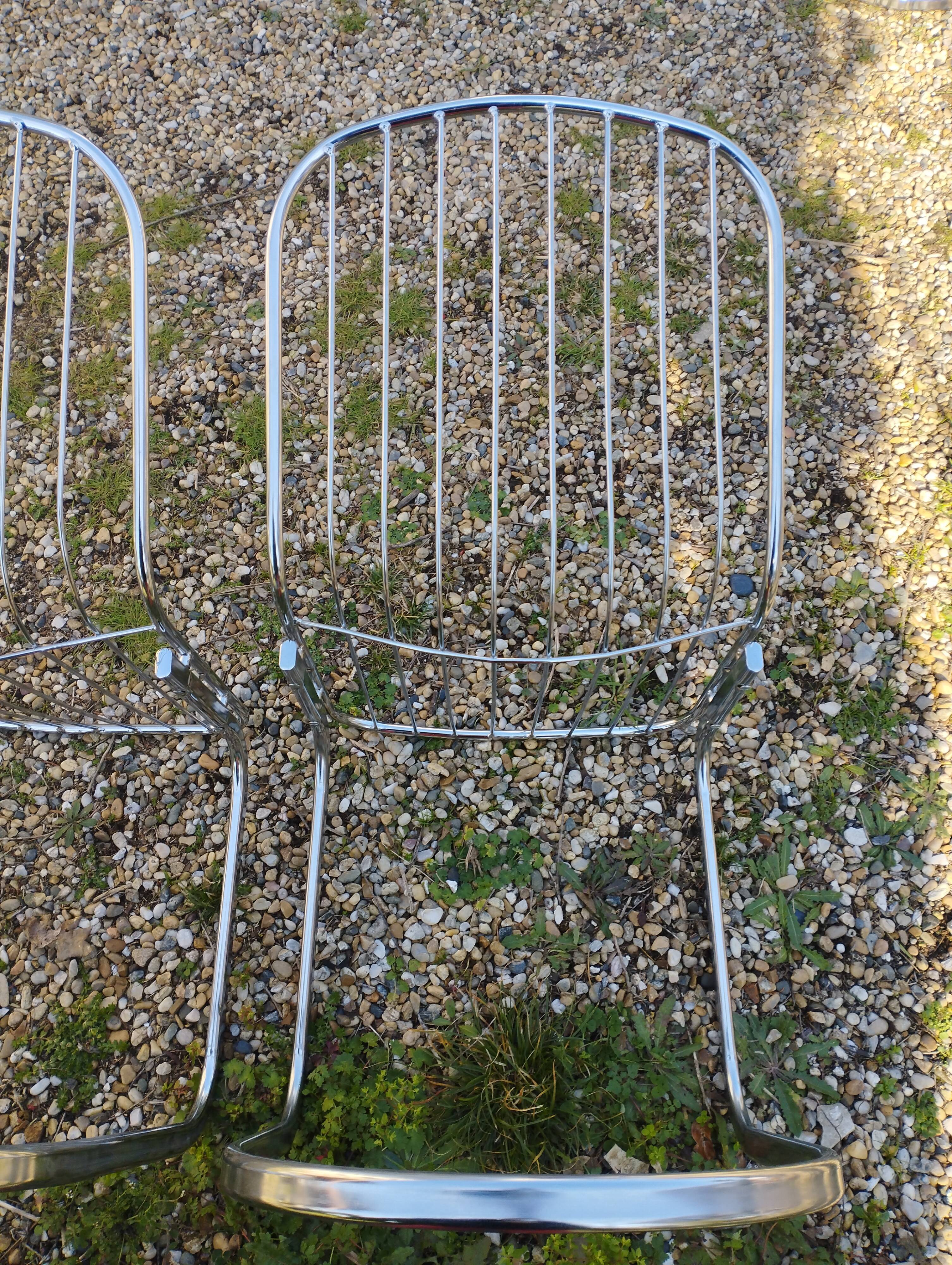 Chaises 1970