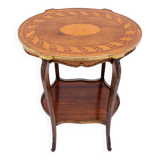 Table d'appoint, Europe du Nord, XIXe siècles.