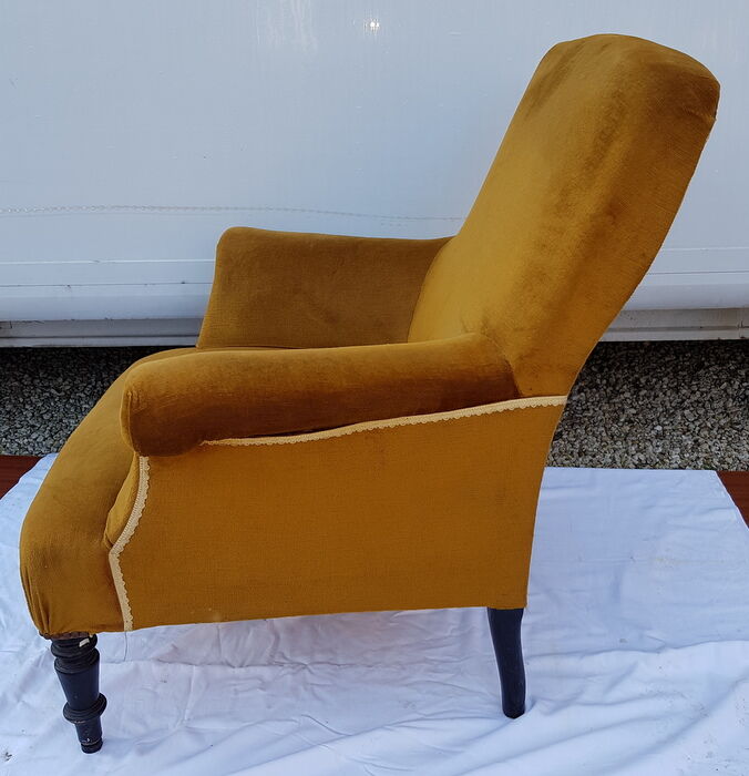 Golden velvet Napoleon III armchair