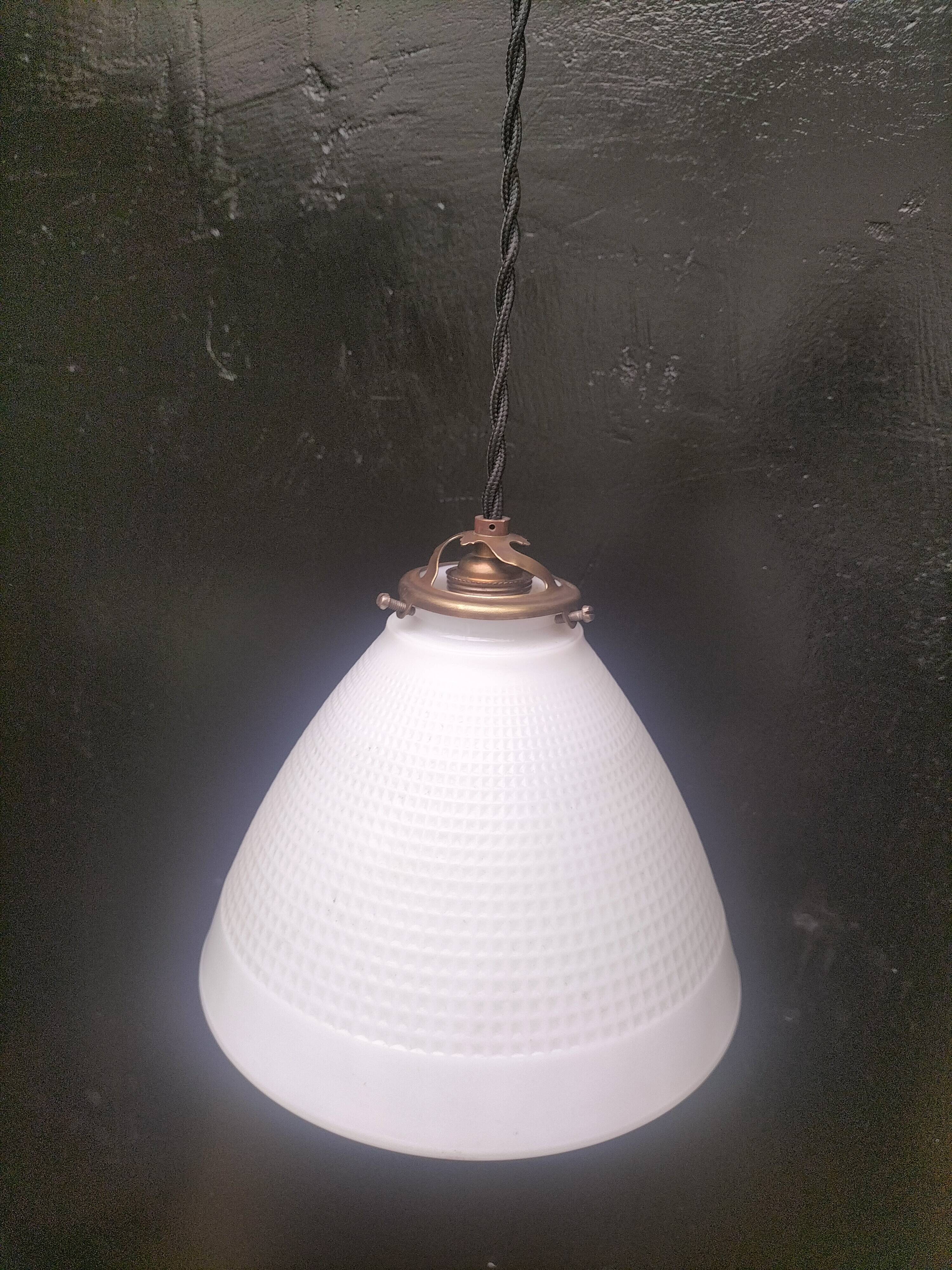 Opaline pendant light