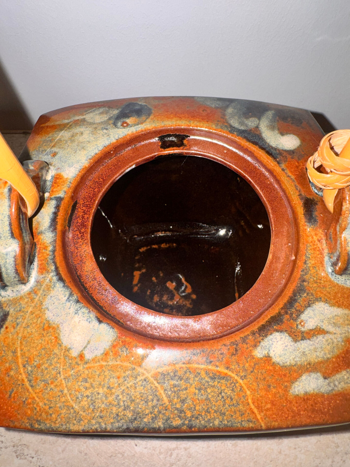 Ceramic teapots with bamboo handles by Elisabeth Wallet