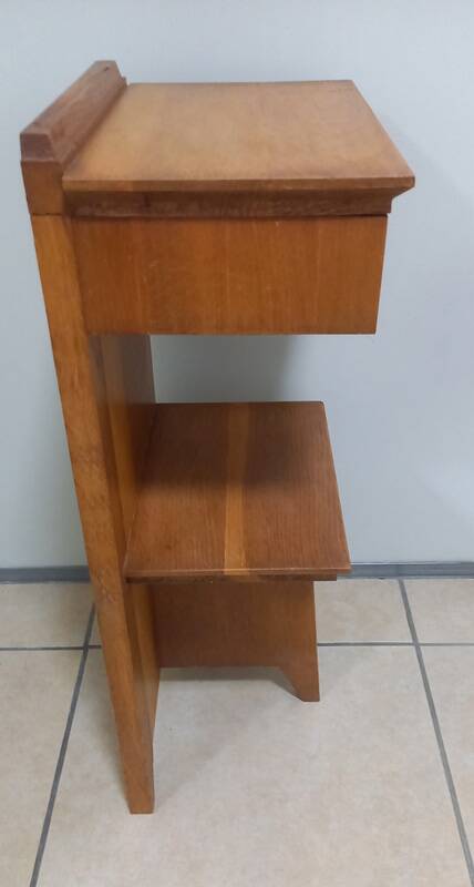 Vintage tripod oak bedside table