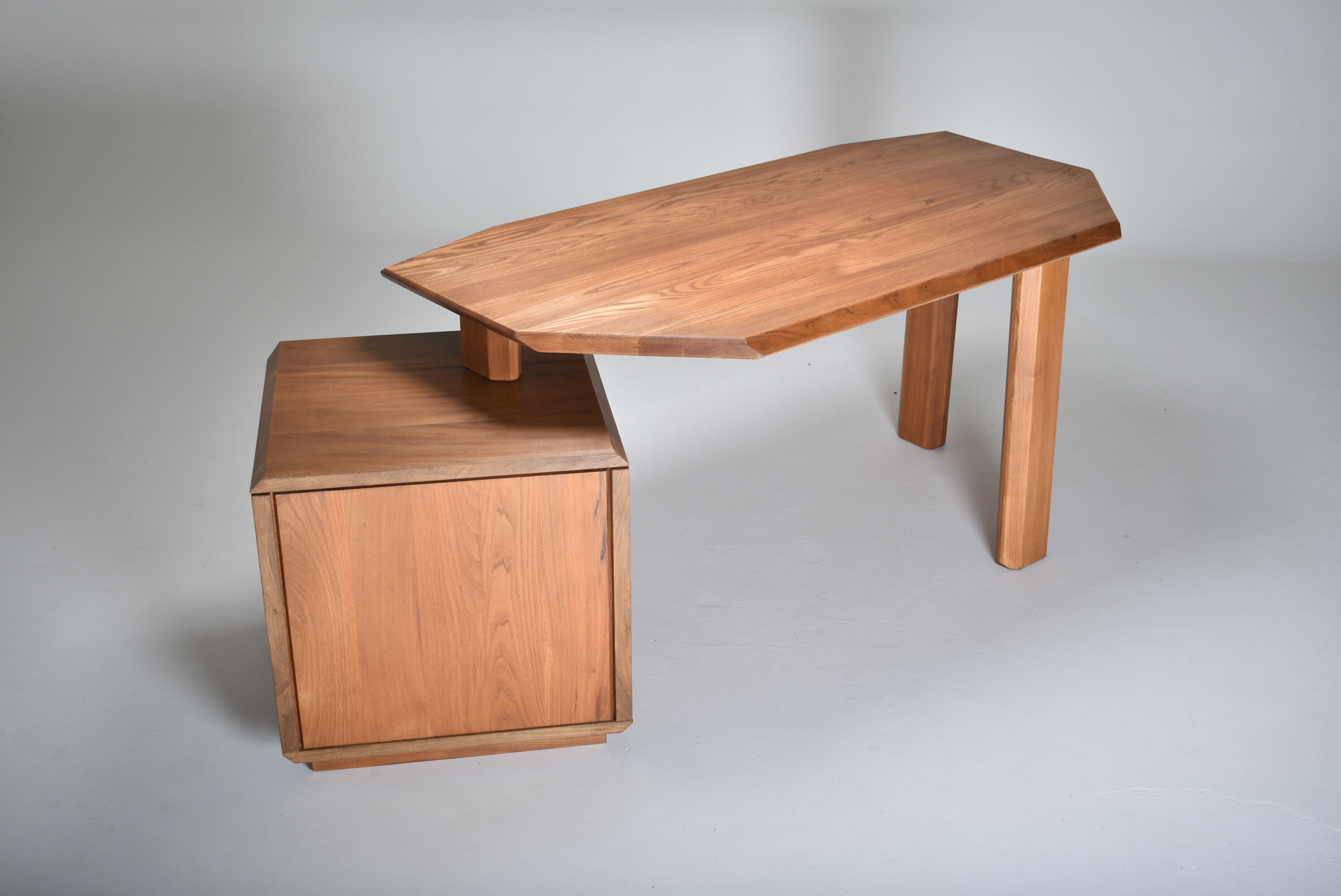 Desk B40 by Pierre Chapo