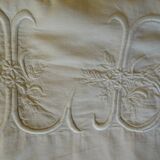 LB monogrammed embroidered sheet