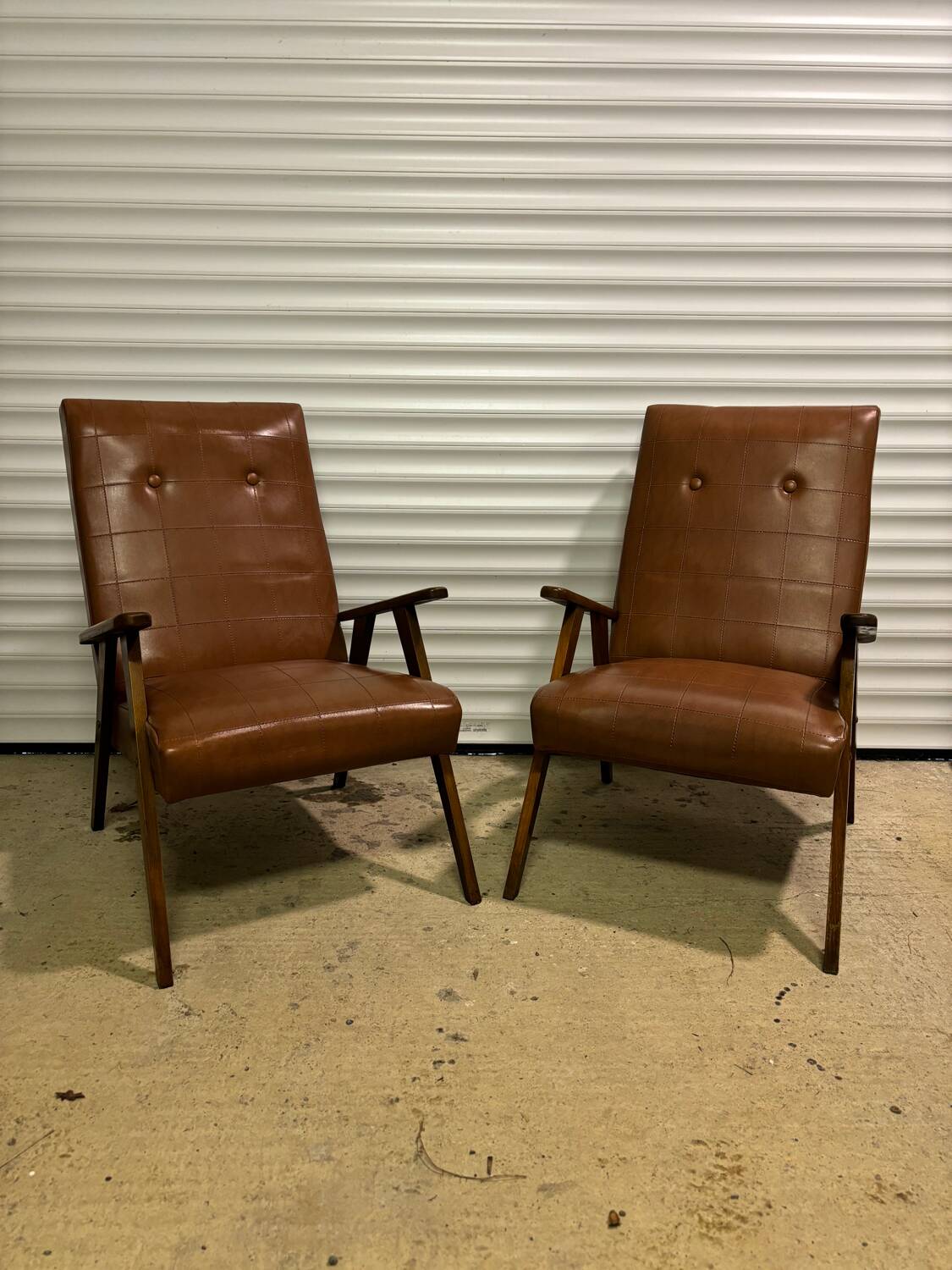 Vintage Skaï armchair