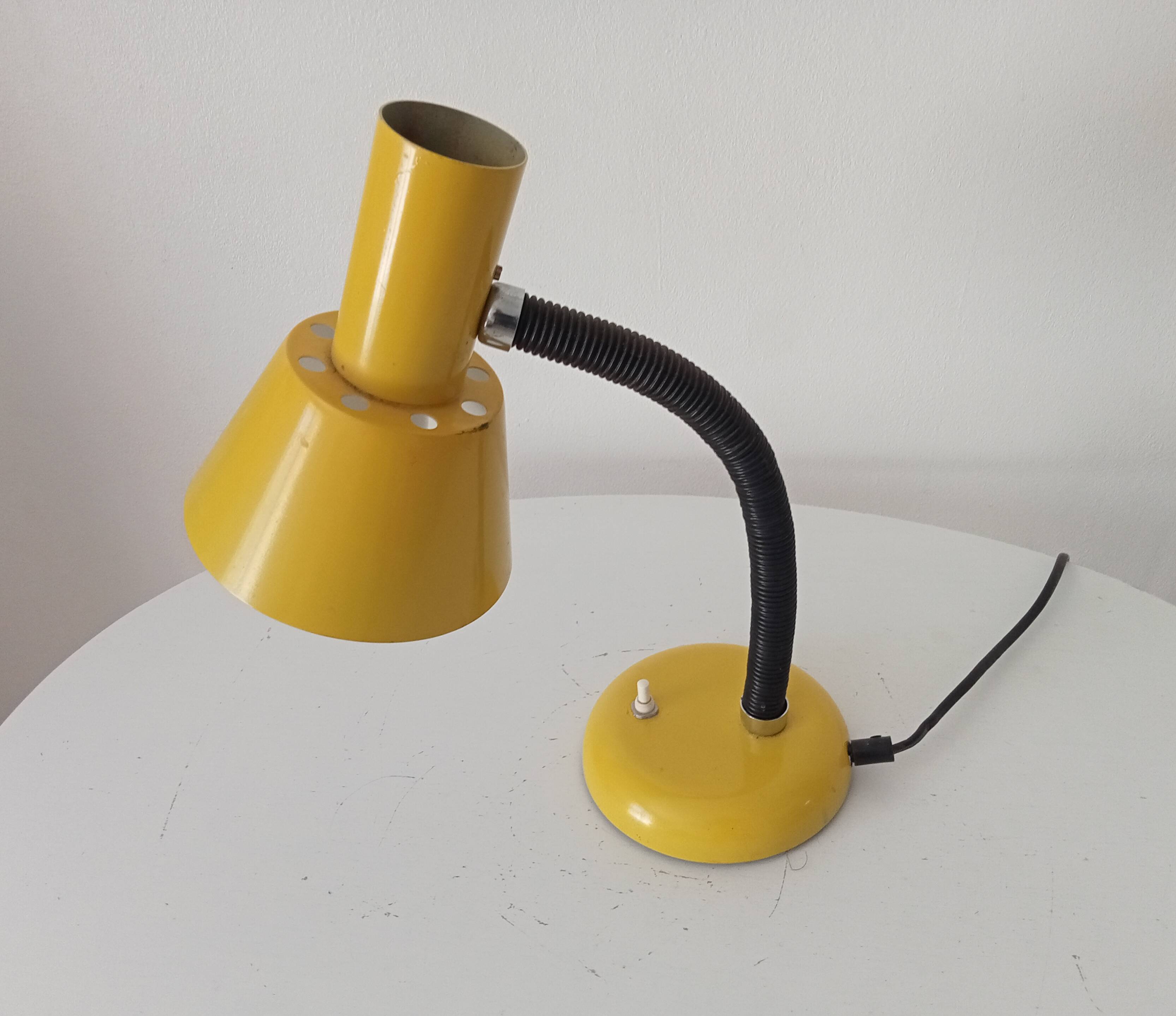 Vintage 1970s articulated desk lamp