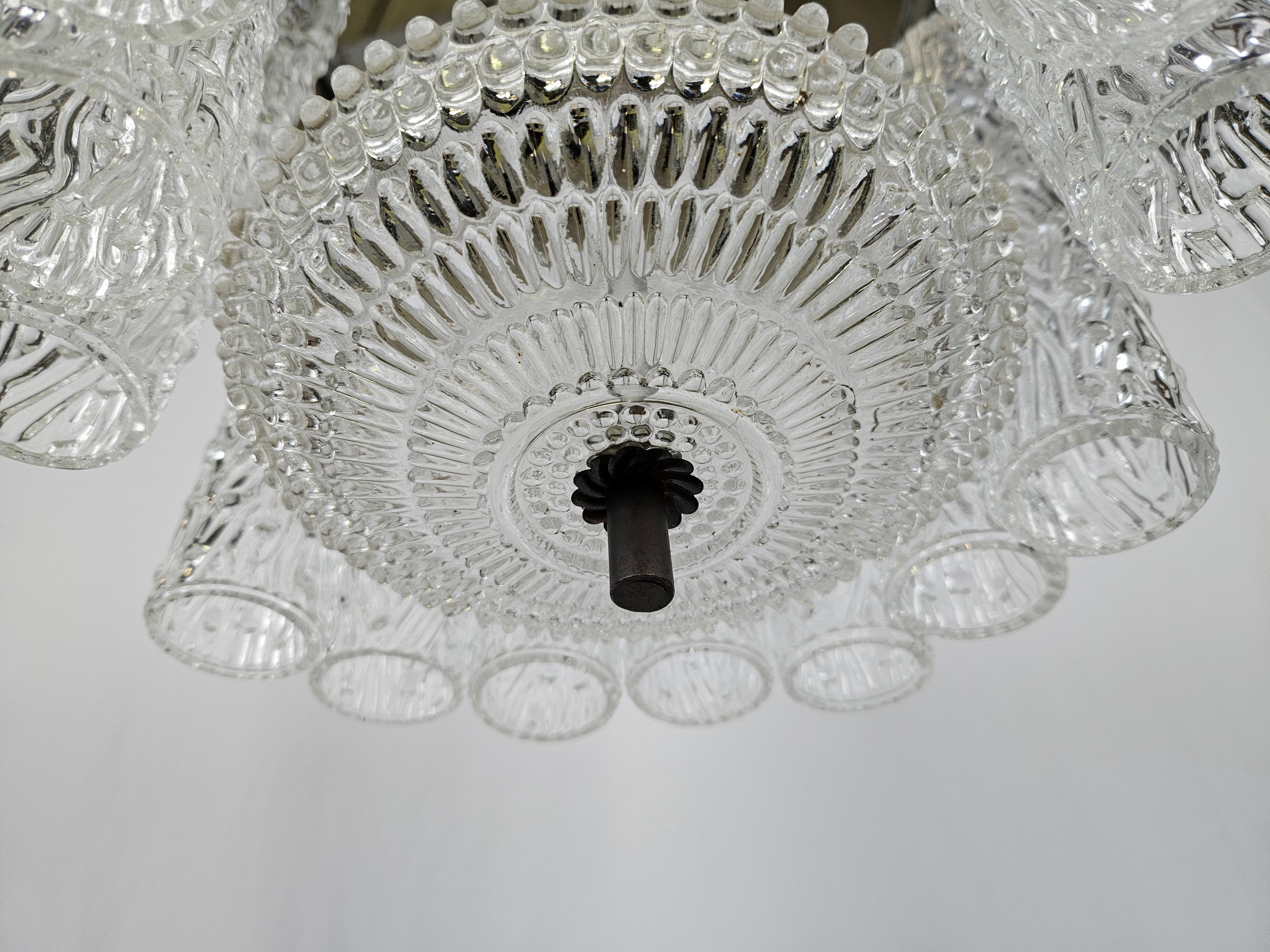 Murano glass chandelier with 14 tubular pendants