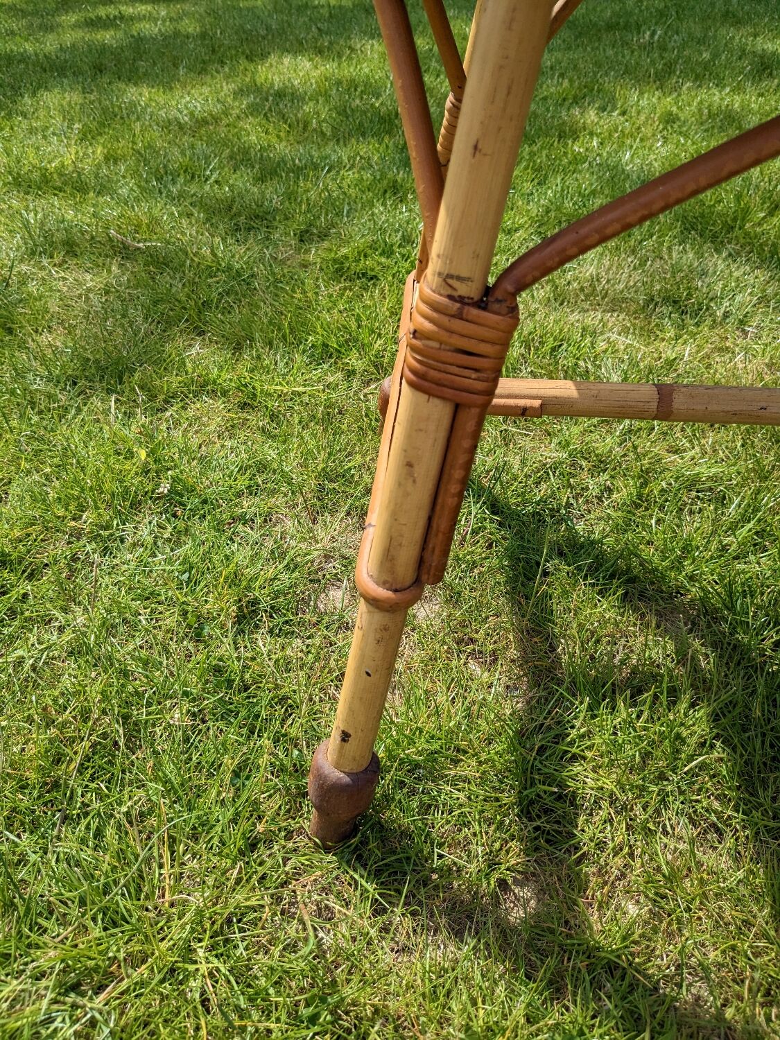 Rattan coffee table with drawer