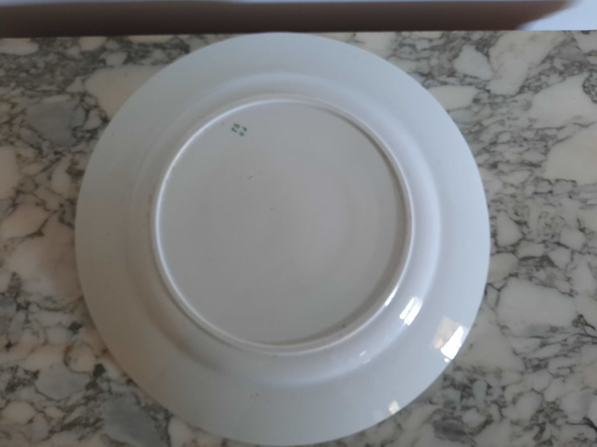 Serving dish