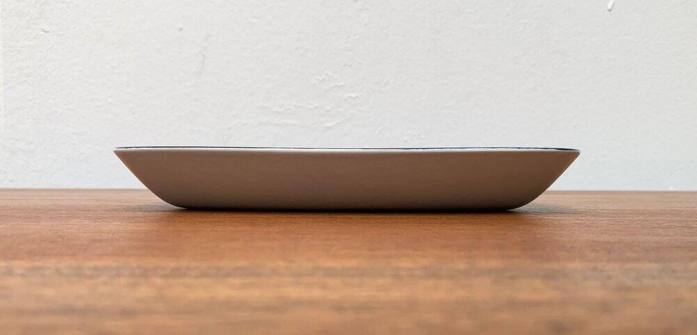 Danish porcelain bowl from the mid-century by Aluminia Royal Copenhagen, 1960s.