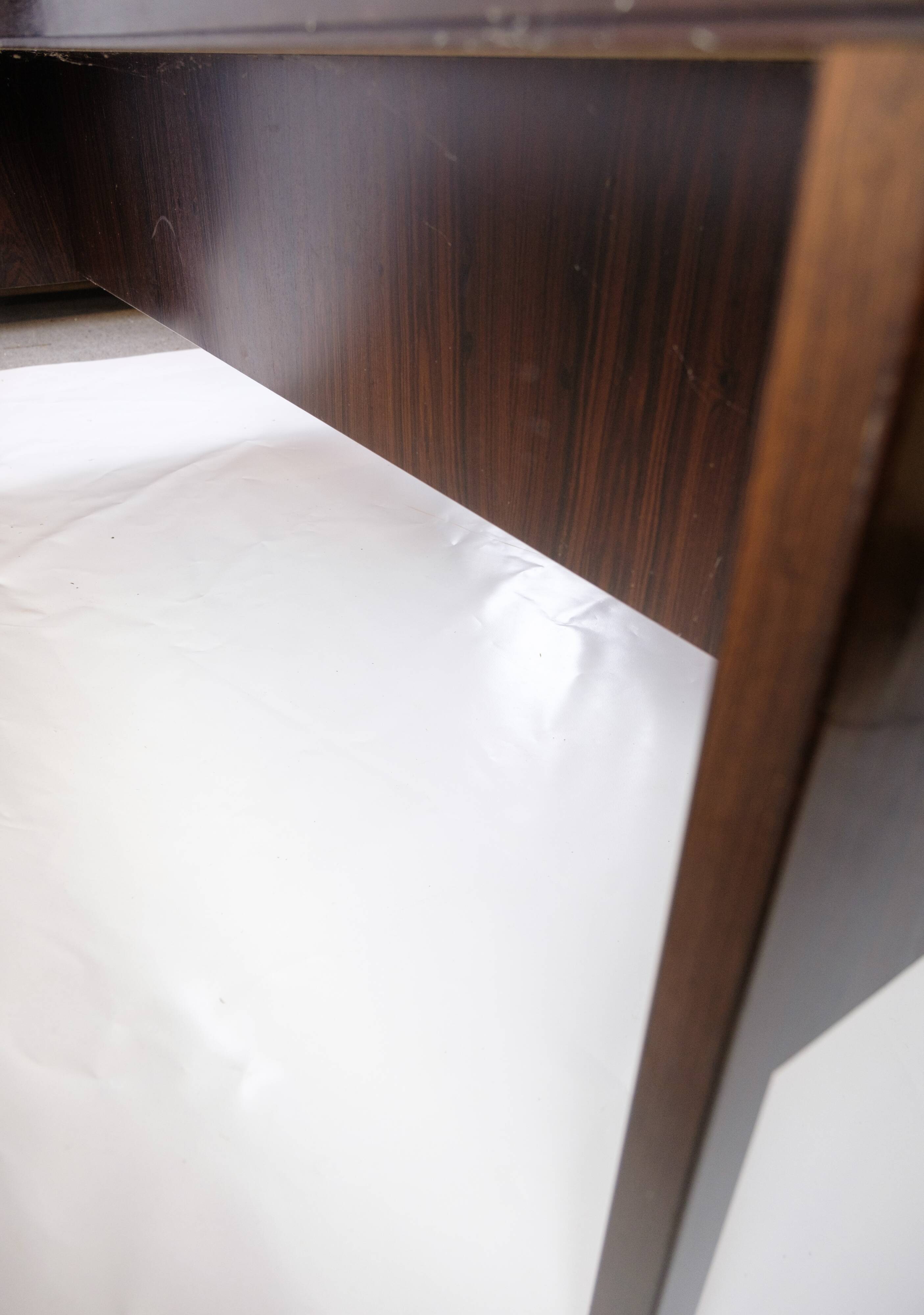 Bureau réalisé en palissandre par Omann Jun. Møbelfabrik des années 1960