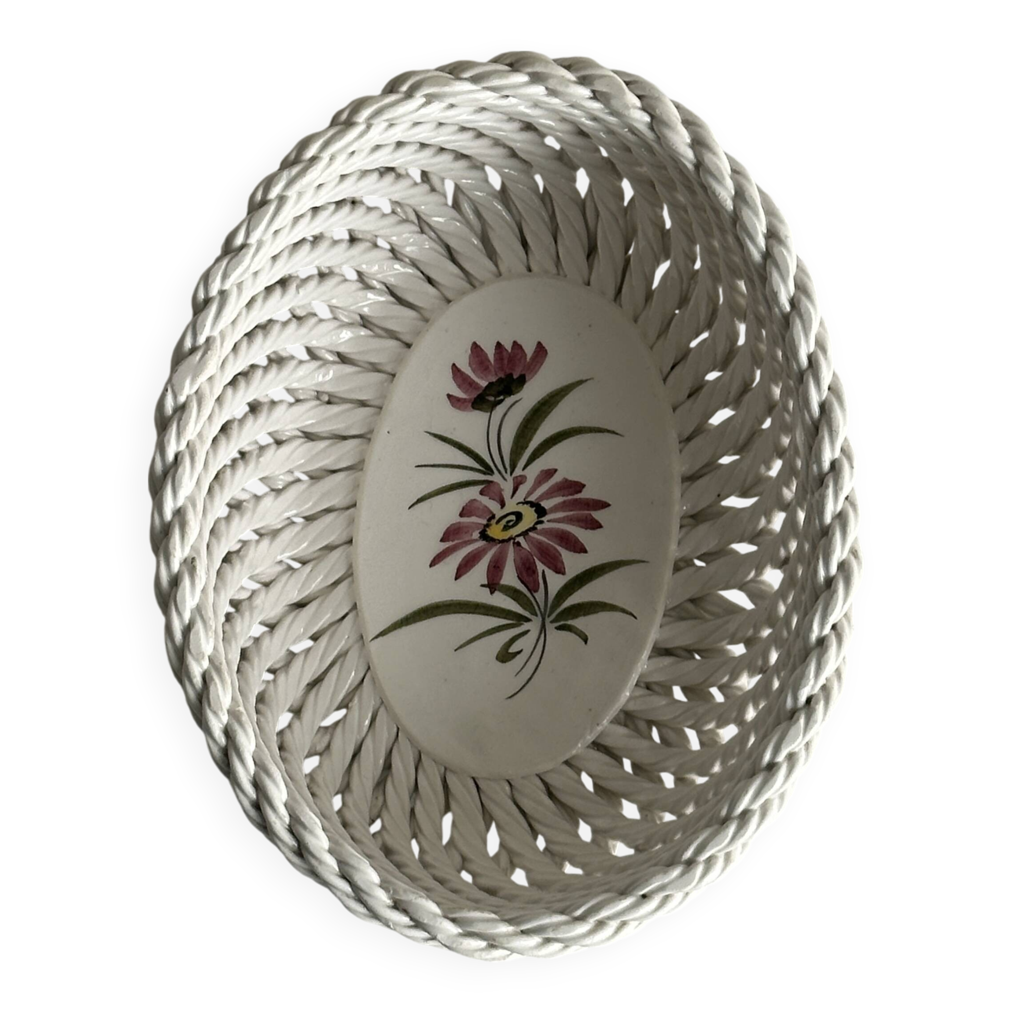 Small twisted porcelain bowl