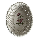 Small twisted porcelain bowl