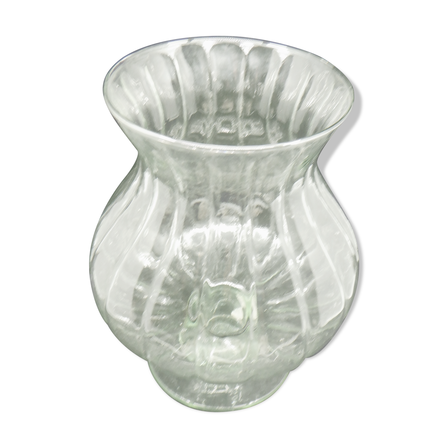 Glass cup