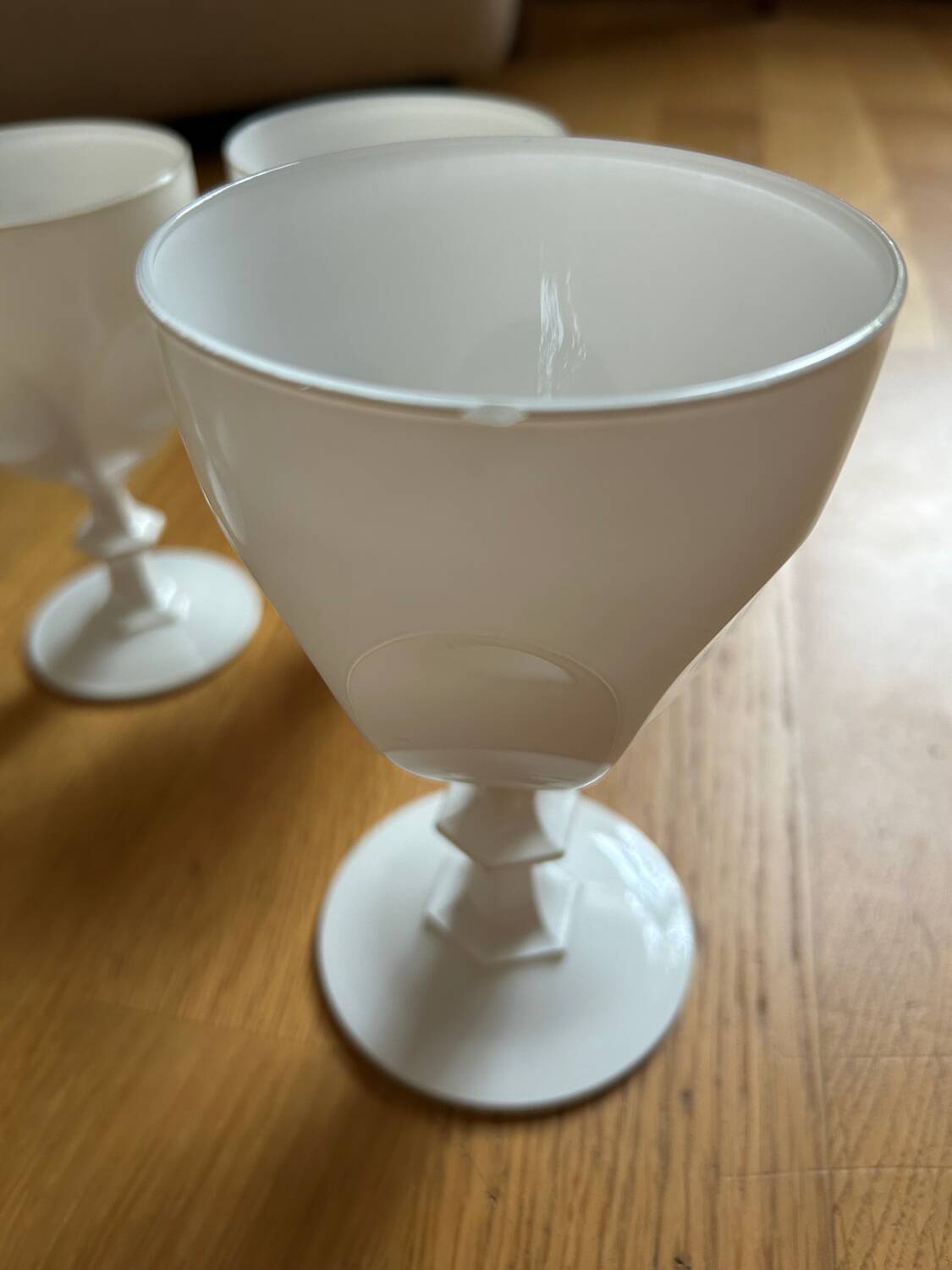 8 verres Cristal d’Arques blanc opaque