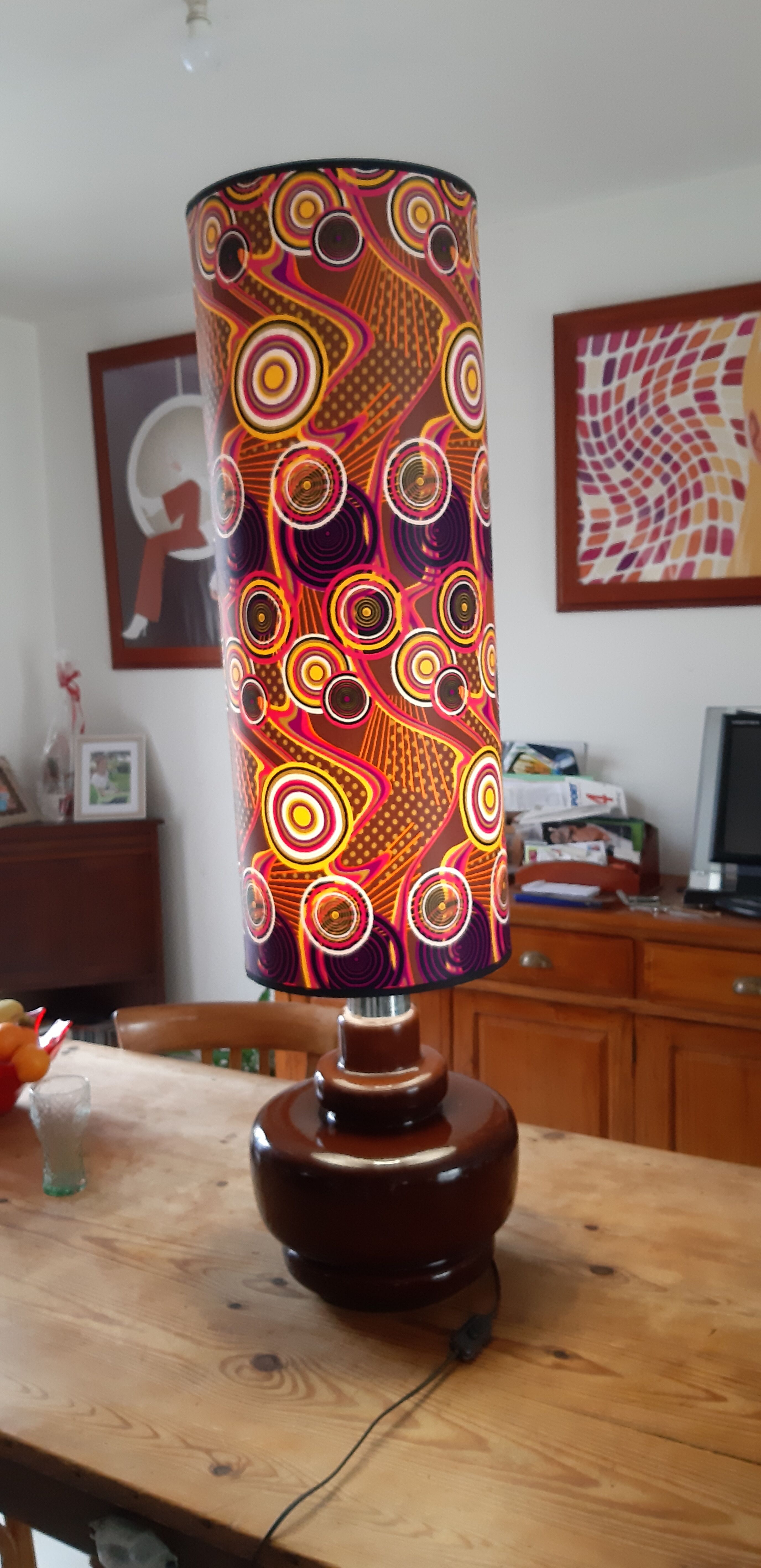 Vintage lamp of the years 70 faience and plasticized fabrics