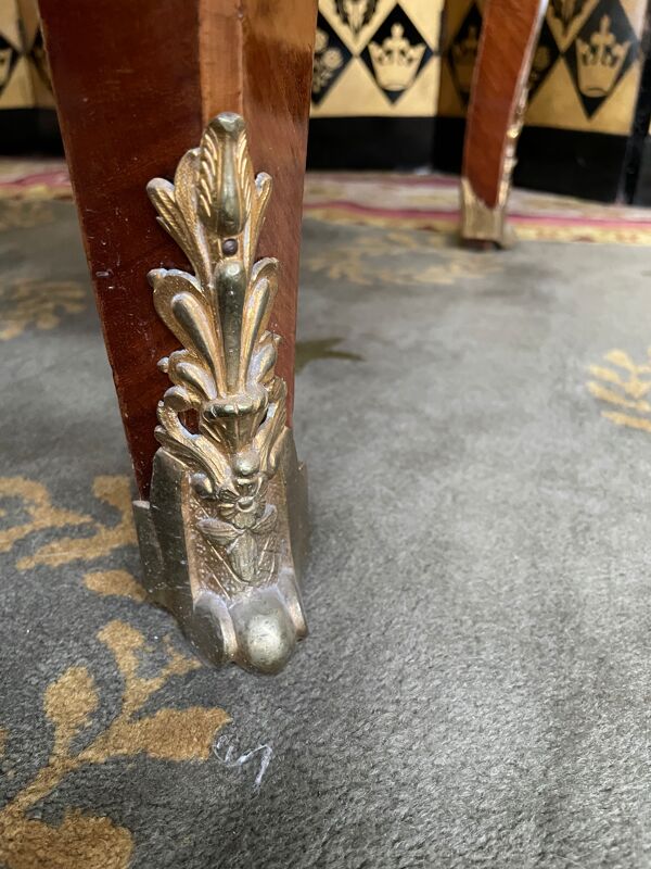 Bureau louis XV transition en marqueterie