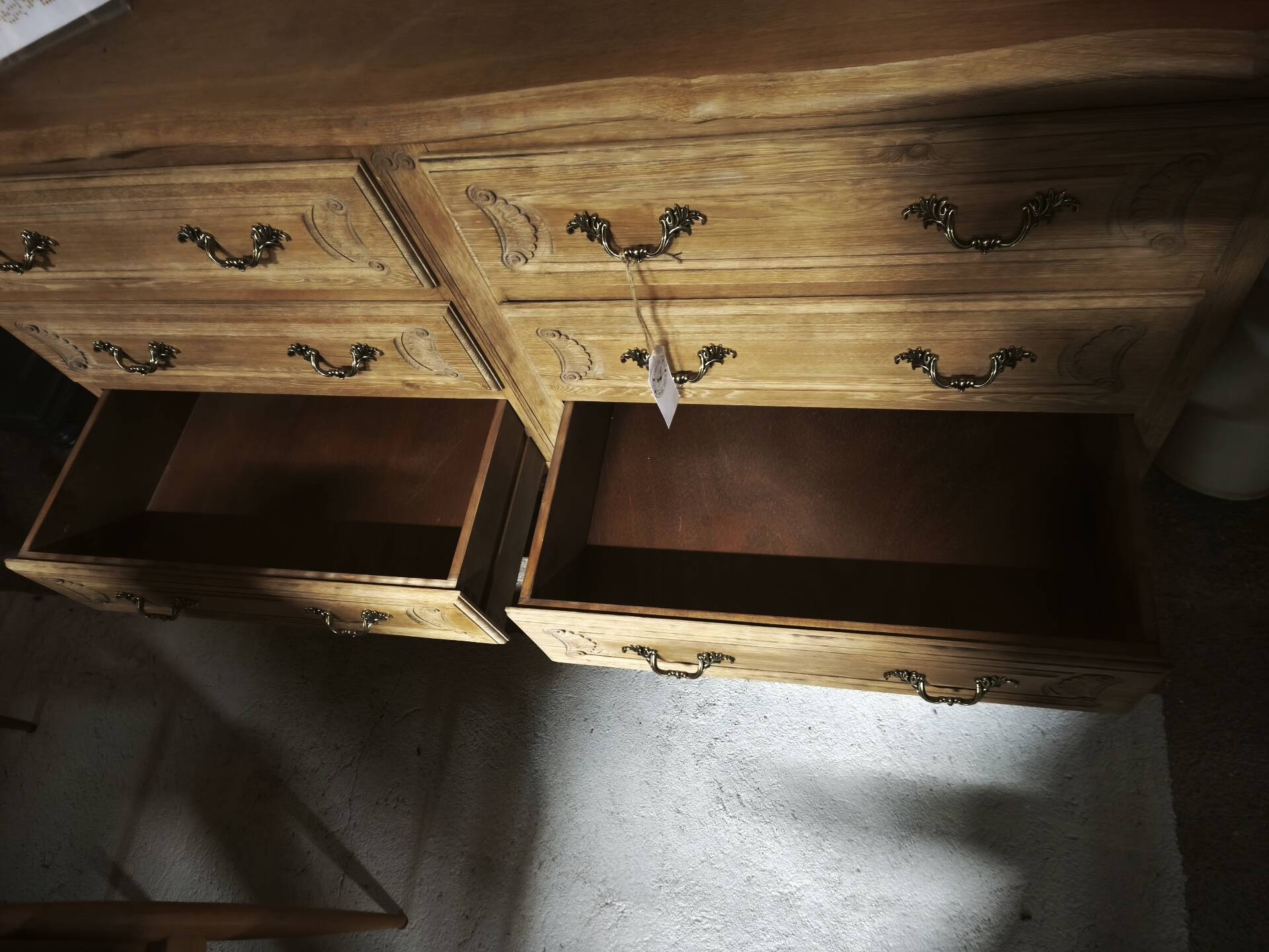 Commode chêne