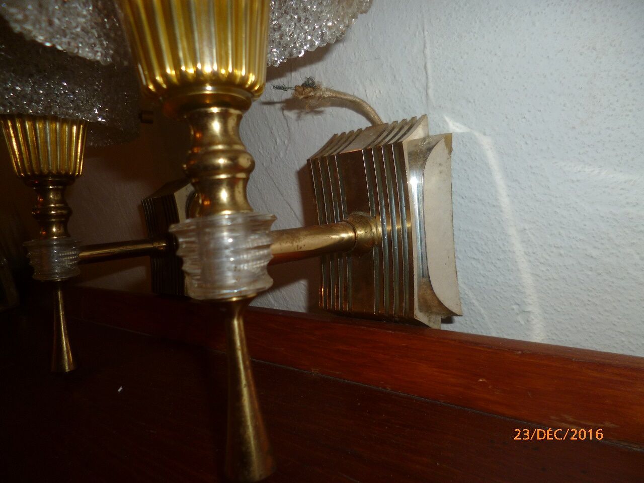 Lot of 2 sconces resin 1960 70 granitee