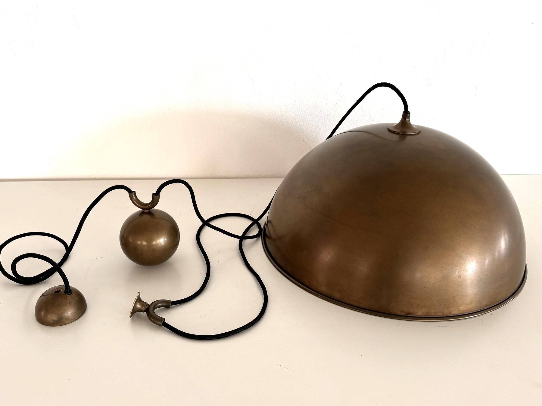 Suspension à contrepoids en laiton vintage Florian Schulz