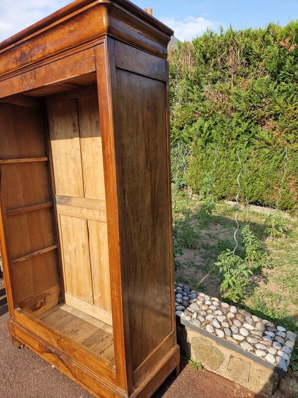 Old wardrobe Louis Philippe - walnut - XIXth