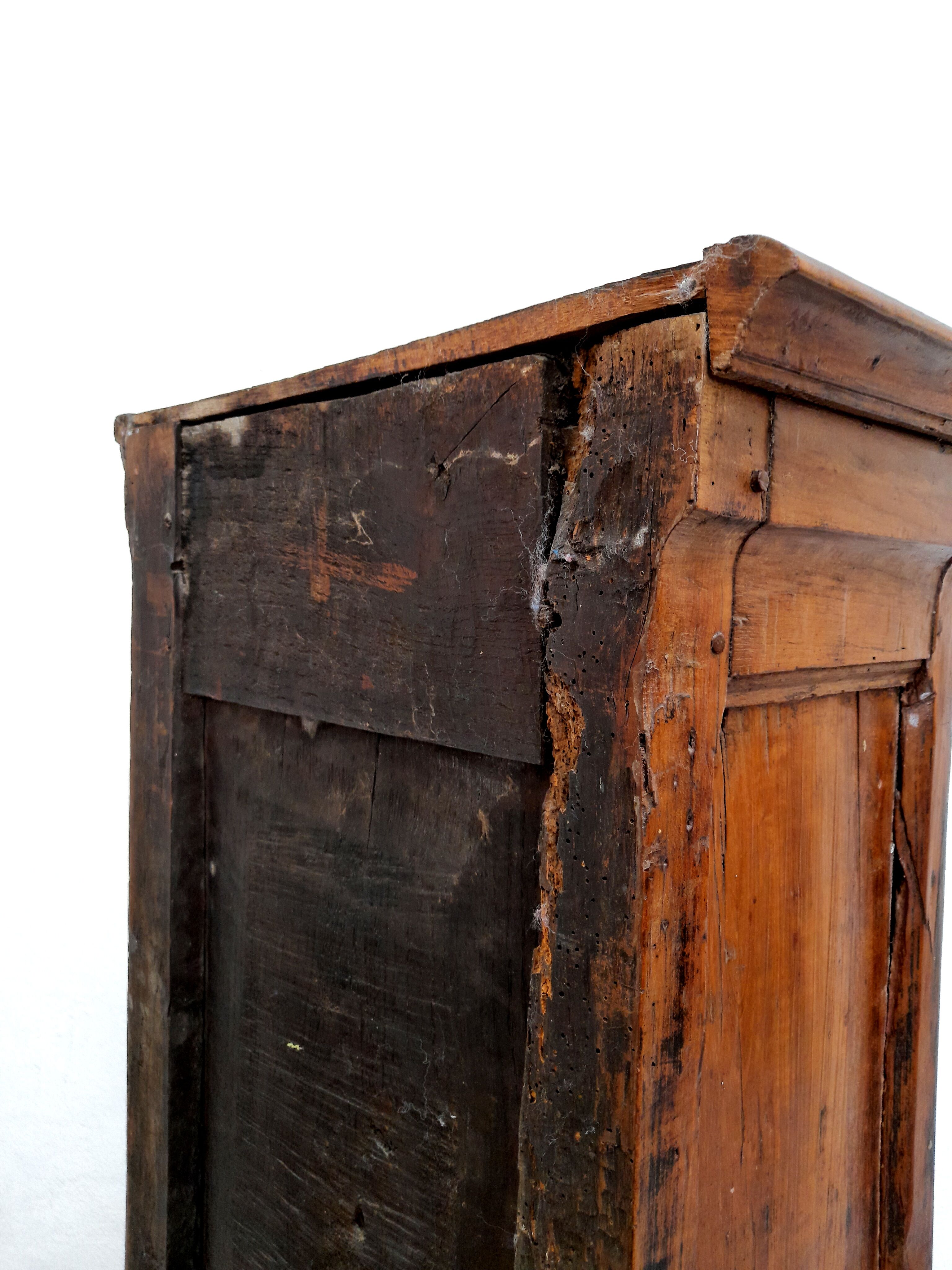 Storage cabinet - Early nineteenth