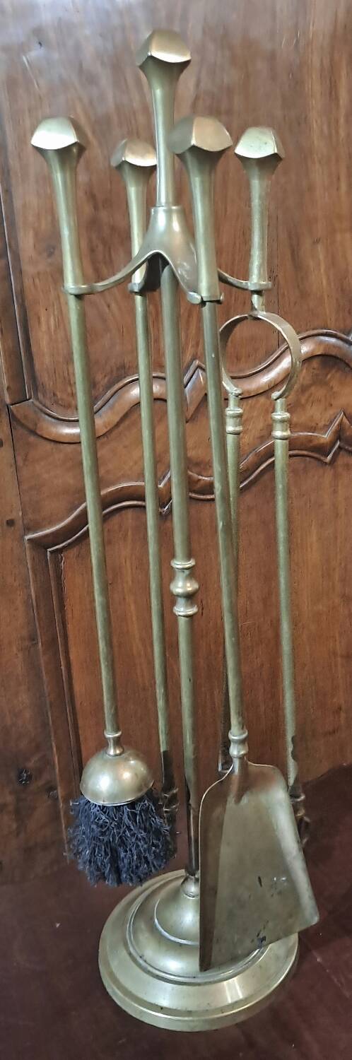 Bronze fireplace kit