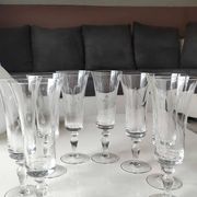 Set of 8 champagne flutes, flared neck. In crystal. Frosted plant motifs.