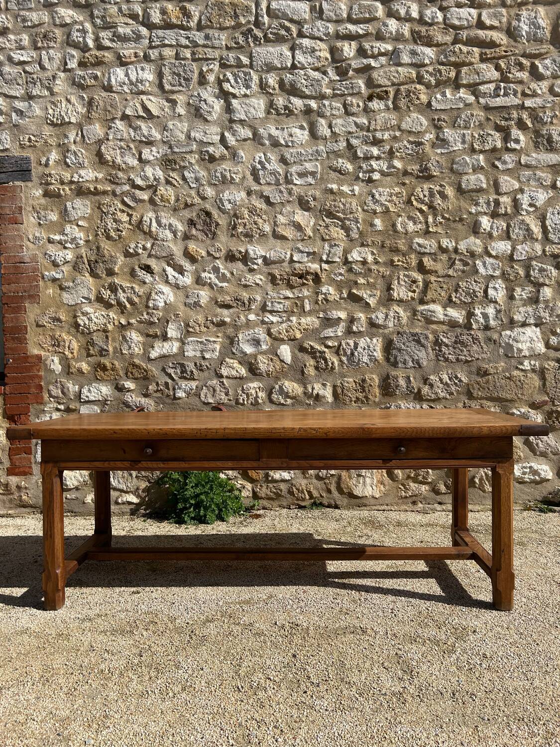 Farm table