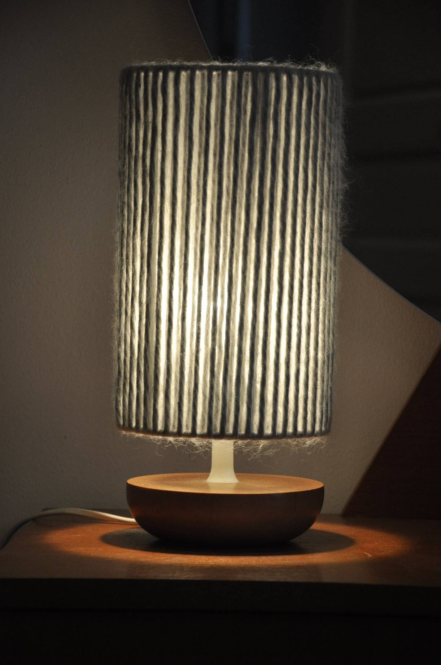 Wood and wool lamp